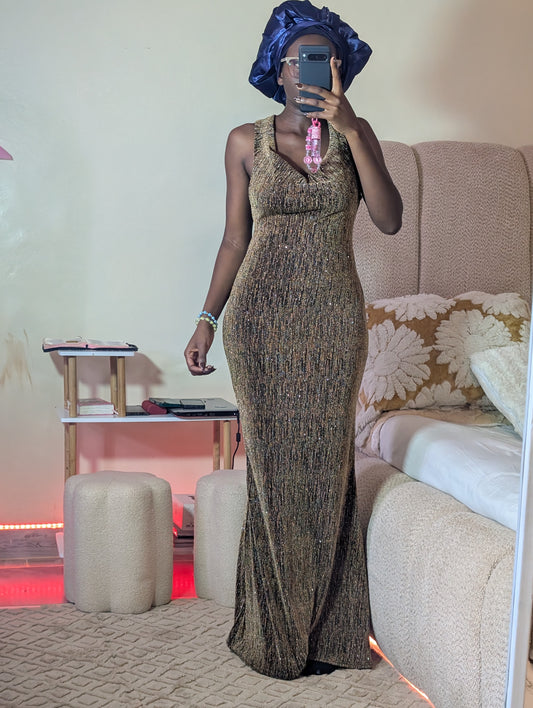 Perfect dinner dress for festive season